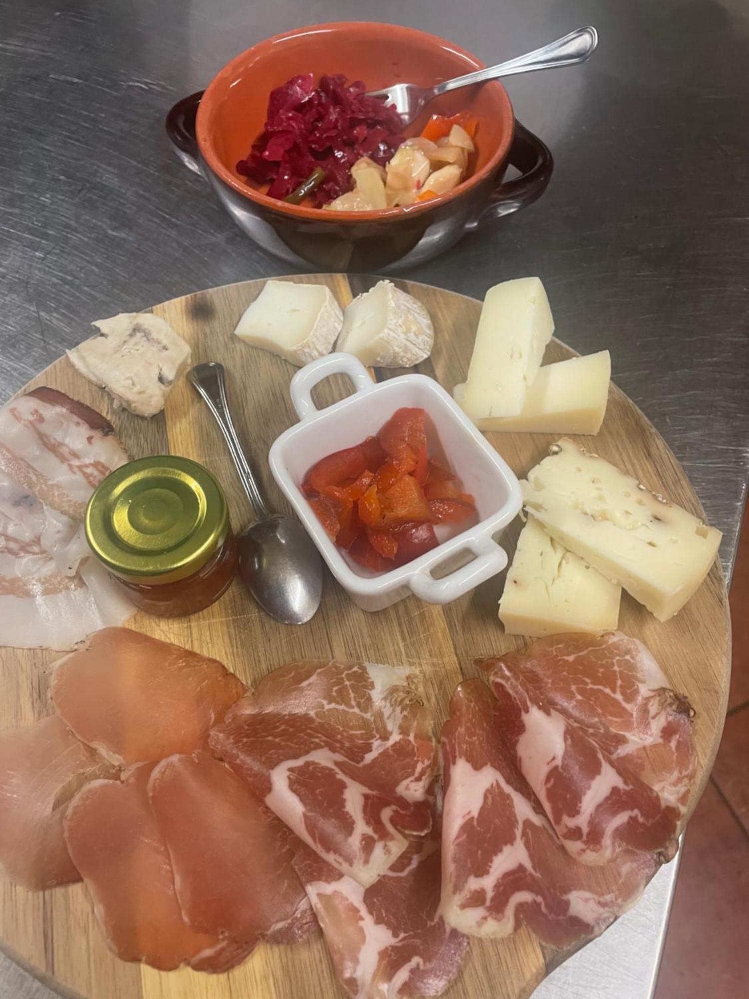 Agriturismo Con Cucina Tipica Nuova Scardua Cavriana ภายนอก รูปภาพ